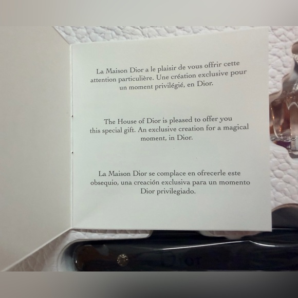 RARE*** 2022 Miss Dior Japanese Folding Fan "Sensu" & Box Set New in Box. GWP - Picture 10 of 13